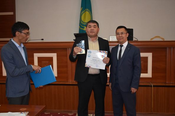 ӨНЕР МЕКТЕБІНІҢ ОРКЕСТРІН ҚАБЫЛДАДЫ