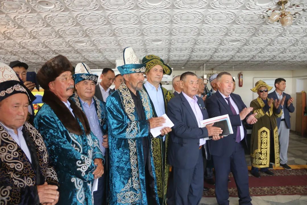 БАТАҒА БАЙ ҚАРИЯЛАР
