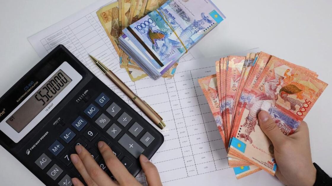 8 млн қазақстандықтың банкке қарызы бар
