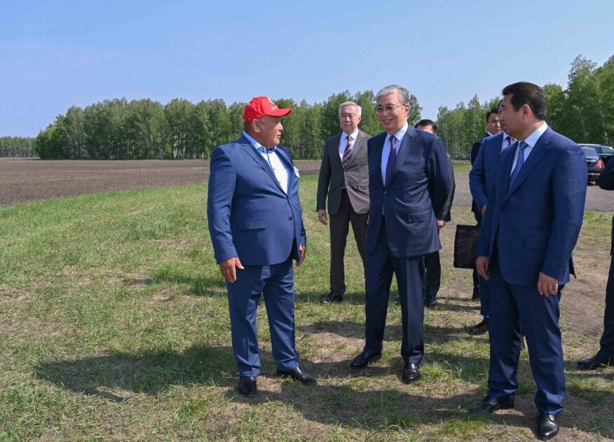 Президент СҚО-да көктемгі егіс науқанымен танысты
