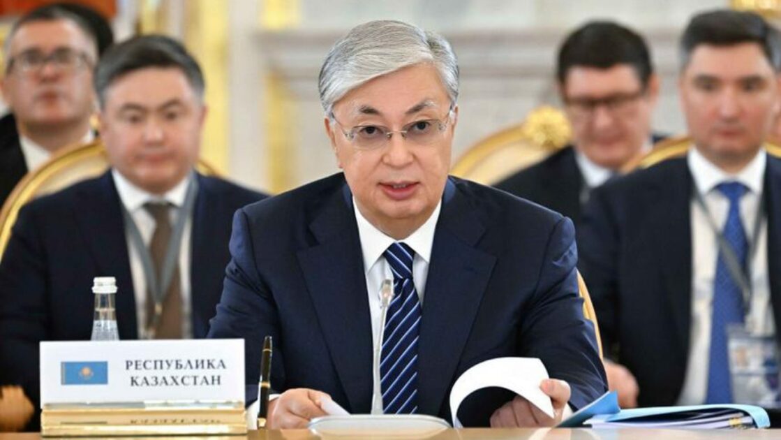 Президент ЕАЭО-ның өзге халықаралық ұйымдармен әріптестігін нығайтуға шақырды