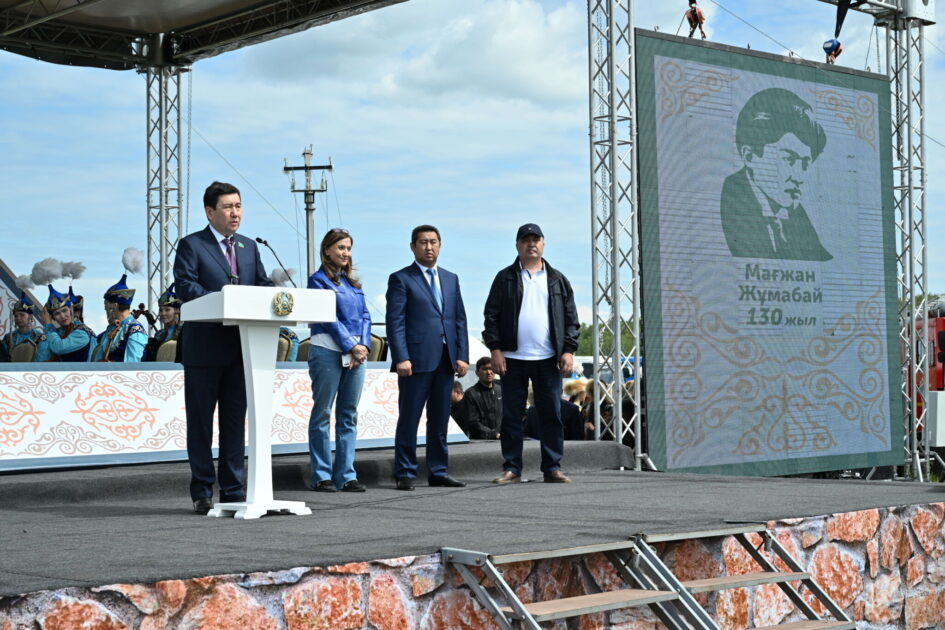 Мәжіліс спикері Мағжан Жұмабаевтың 130 жылдығына орай Сарытомар ауылына барды