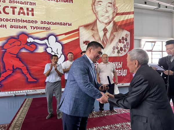 ЖАСӨСПІРІМДЕР ШАРШЫ АЛАҢДА БАҚ СЫНАДЫ