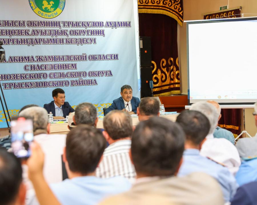 Облыс әкімі Тереңөзек ауылдық округі тұрғындарының мәселелерін тыңдады