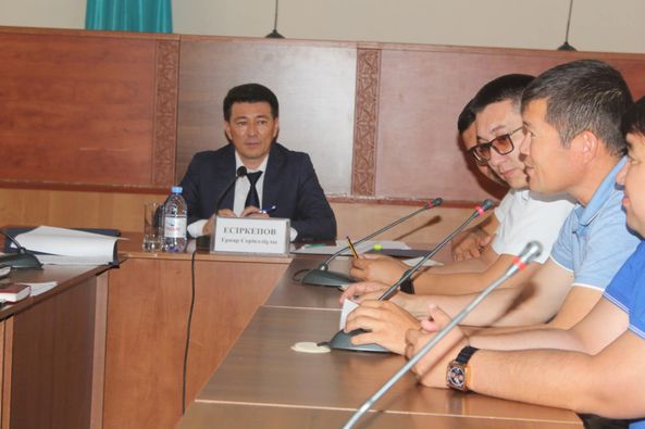 🔰Аудан әкімі Ернар Есіркепов белсенді жастармен кездесті.