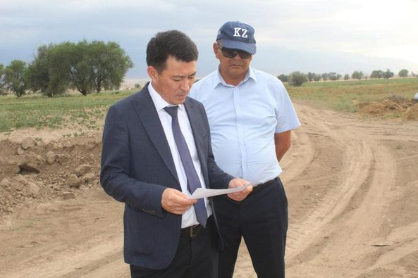 🔰Бүгін аудан басшысы Ернар Есіркепов құс өсірумен айналысып отырған “Әділет” шаруа қожалығының жұмысын көрді.