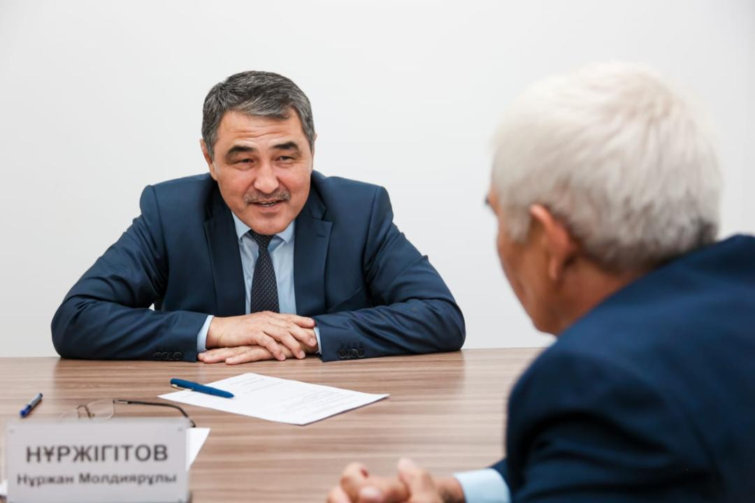 Облыс әкімі азаматтарды жеке қабылдады