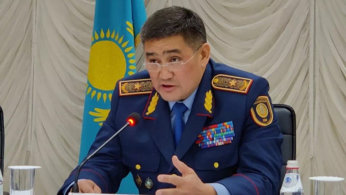 Серік Күдебаев елден қашқаны үшін сотталды