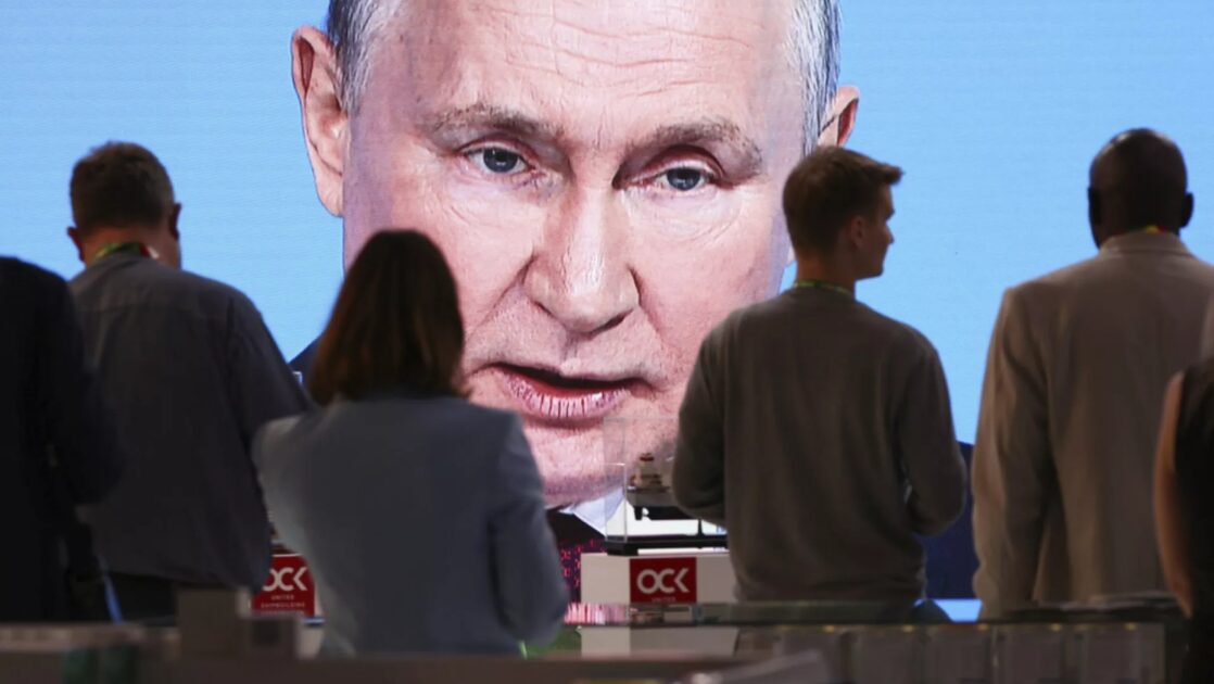 Путин Африкадағы 6 елге тегін астық жеткізетінін айтты