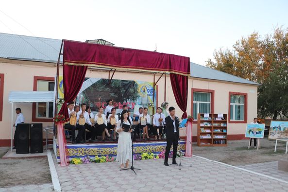 ИГІЛІКТІК ӨНЕРПАЗДАР ЖҰРТТЫ ӨНЕРІМЕН ТӘНТІ ЕТТІ