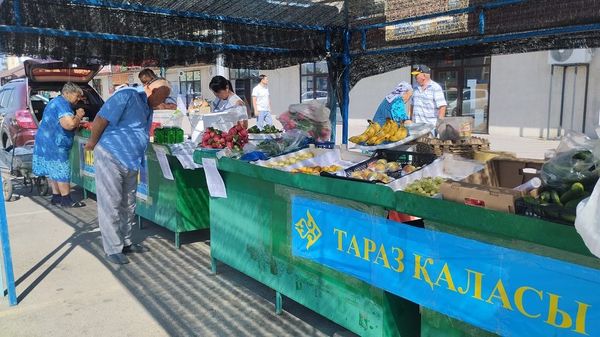 🔰Таразда «Grand bazaar» сауда кешенінде ауыл шаруашылығы өнімдерінің жәрмеңкесі өтіп жатыр.