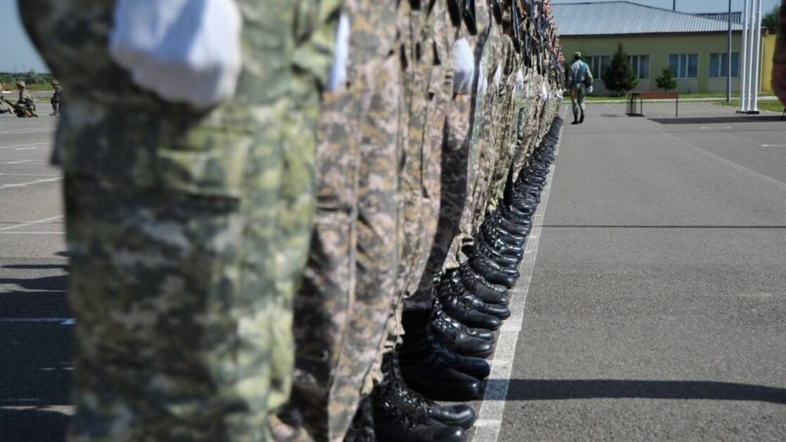 Қазақстанда әскери міндеттілер оқуға шақырылады